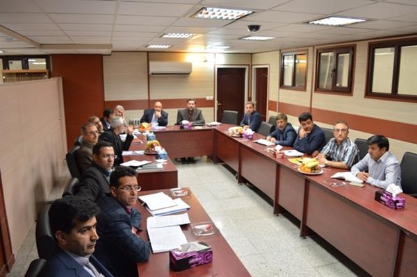 دیدار هیات مدیره شرکت مدیریت تولید برق جنوب فارس با مدیر عامل و مدیران حوزه ستادی 8